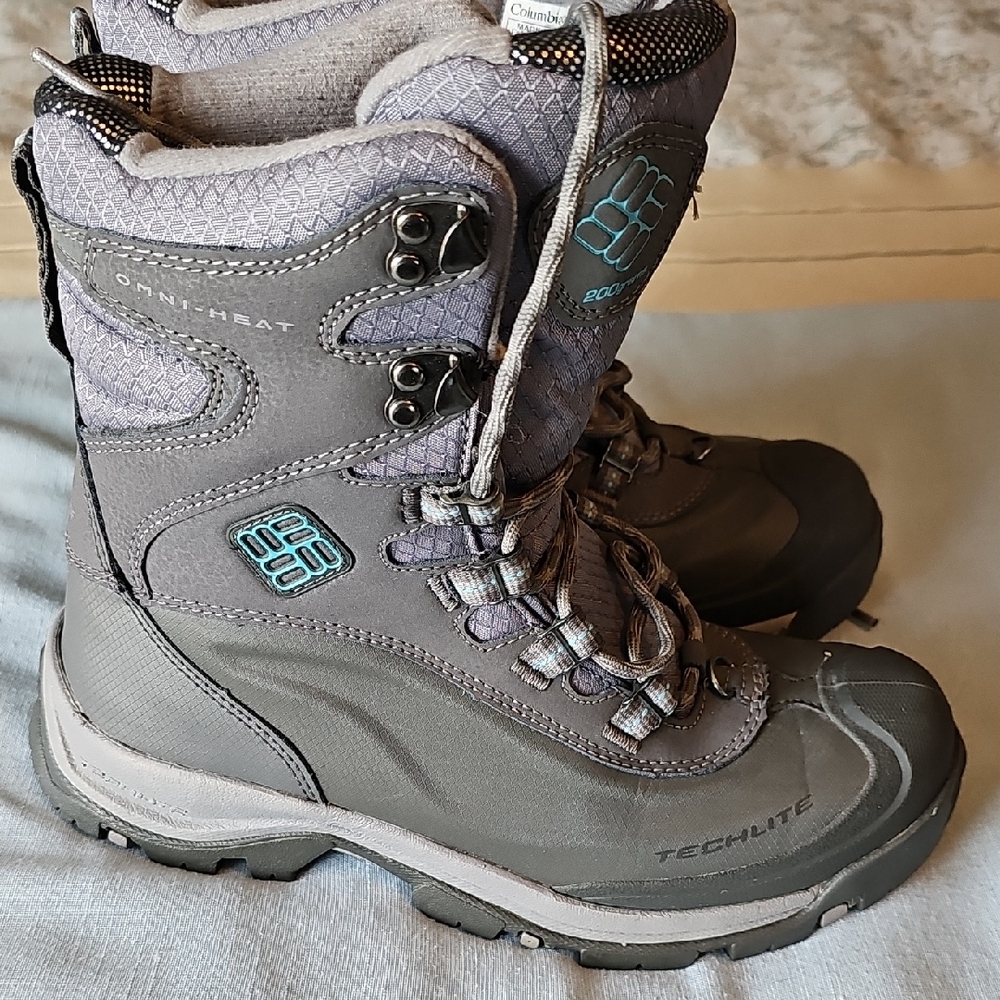 Columbia Gray and Teal Winter Boots